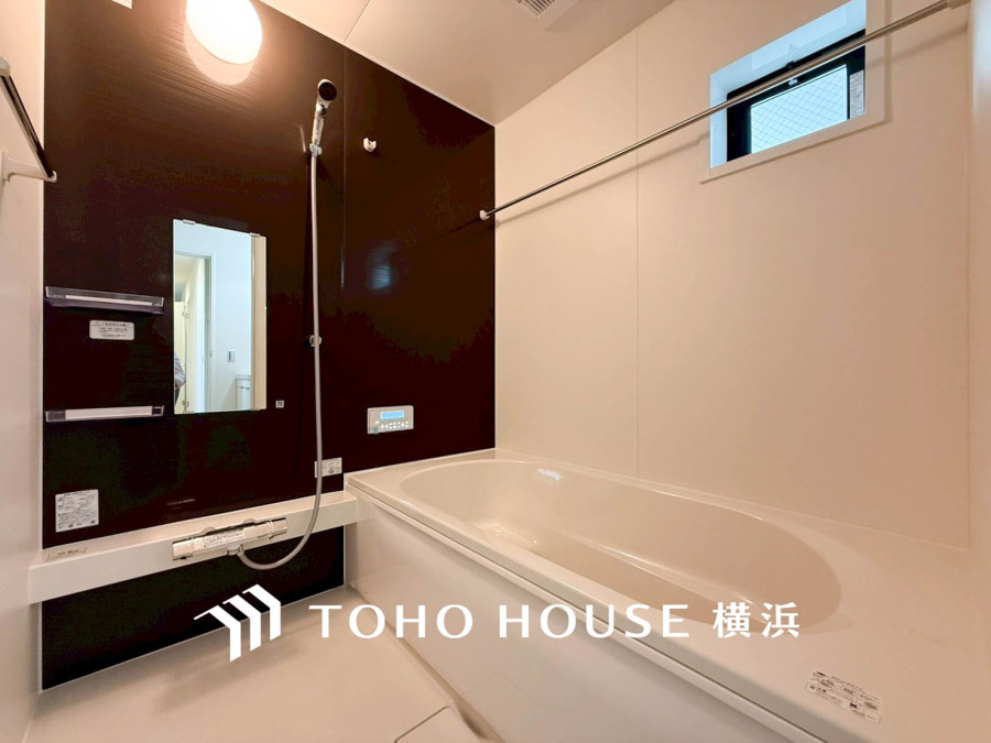 1日の疲れを取り心身を癒すことができる住まいの中のリラクゼーション空間、バスルーム。心からゆったりと寛いでいただけるよう、ゆとりのスペースを確保してます。