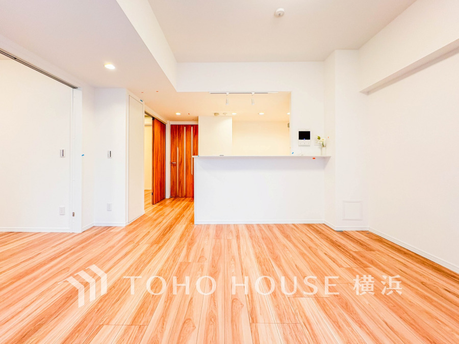 一日の中で多くの時間を過すことになる住まいだからこそ、いつも穏やかな空間であるように心掛けています。構成する建材などへの配慮が、住まう方の健康を守ります。