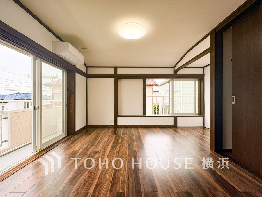 穏やかな寛ぎを届ける上質仕様のゆとりあるお部屋。自分時間を充実させながら心豊かにできるプライベート空間。