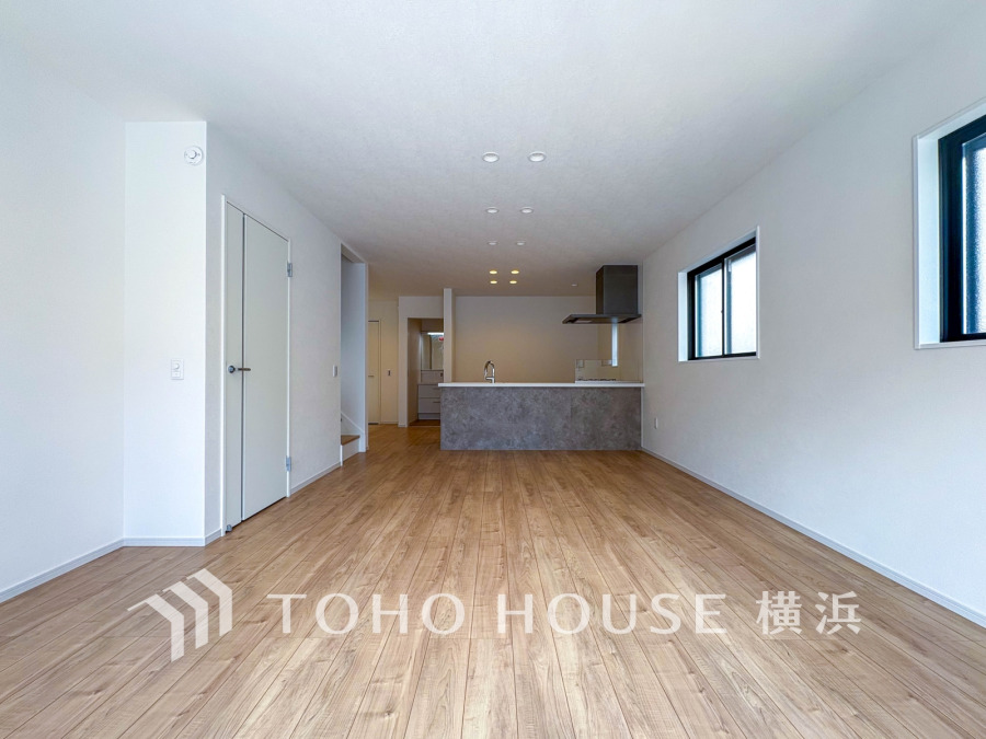 一日の中で多くの時間を過ごすことになる住まいだからこそ、いつも穏やかな空間であるように心掛けています。構成する建材などへの配慮が、住まう方の健康を守ります。