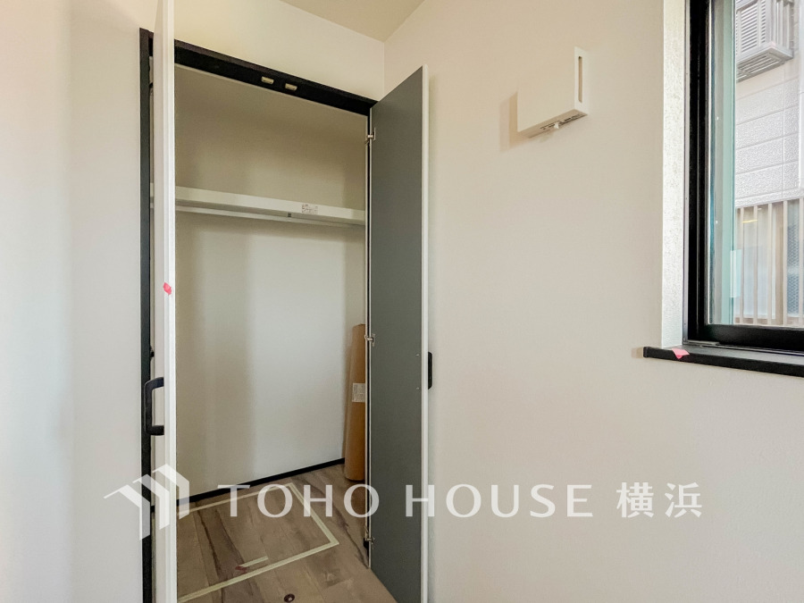 暮らし心地を大きく左右する収納を、適材適所に配置し使い勝手を考慮しました。空間を余すところなく有効利用した収納は生活空間をより上質なものにしてくれるでしょう。