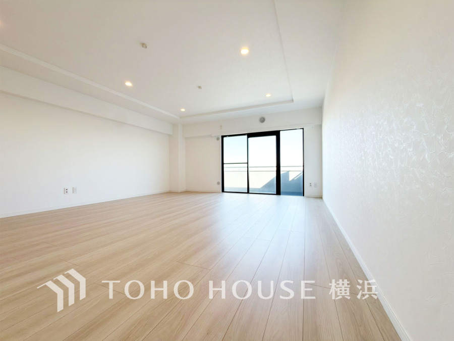 たくさんの想いが美しいカタチに彩られた時、そこにはひと時のくつろぎが生まれ、ゆっくりと愛着が育まれていきます。