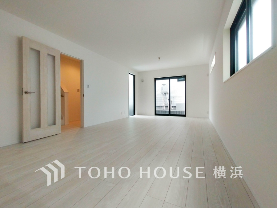 上質な時間を育む暮らしのメインステージ。寛ぎとコミュニケーションを育む居心地のよい場所。