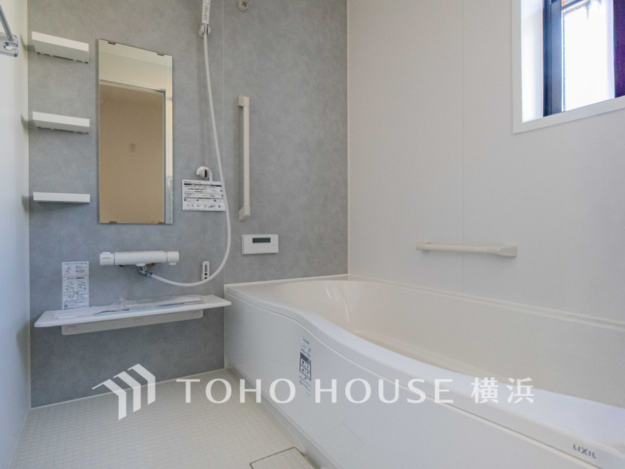 1日の疲れを取り心身を癒すことができる住まいの中のリラクゼーション空間、リラックスできるよう優しいカラーをチョイスしました。時を忘れるほどのんびりできる空間に。