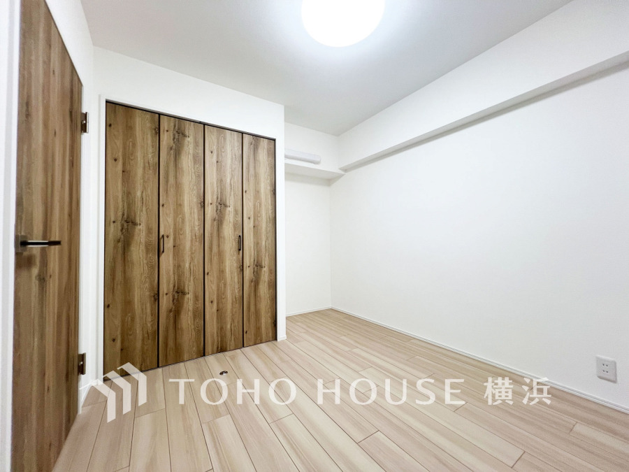 穏やかな寛ぎを届ける上質仕様のゆとりあるお部屋。自分時間を充実させながら心豊かにできるプライベート空間。