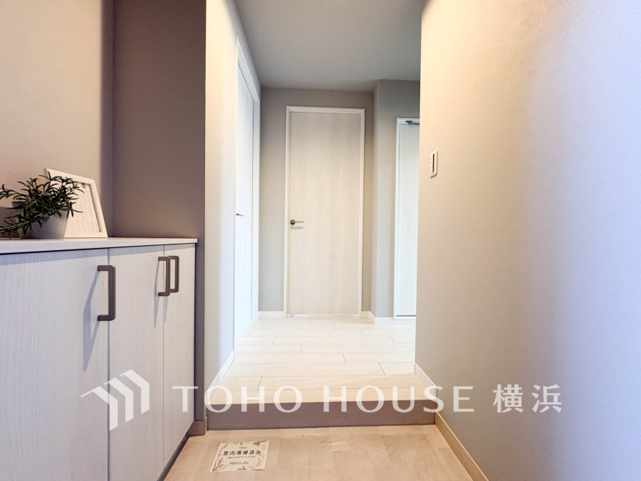 収納力のあるシューズボックスでスッキリと整理整頓が可能です。