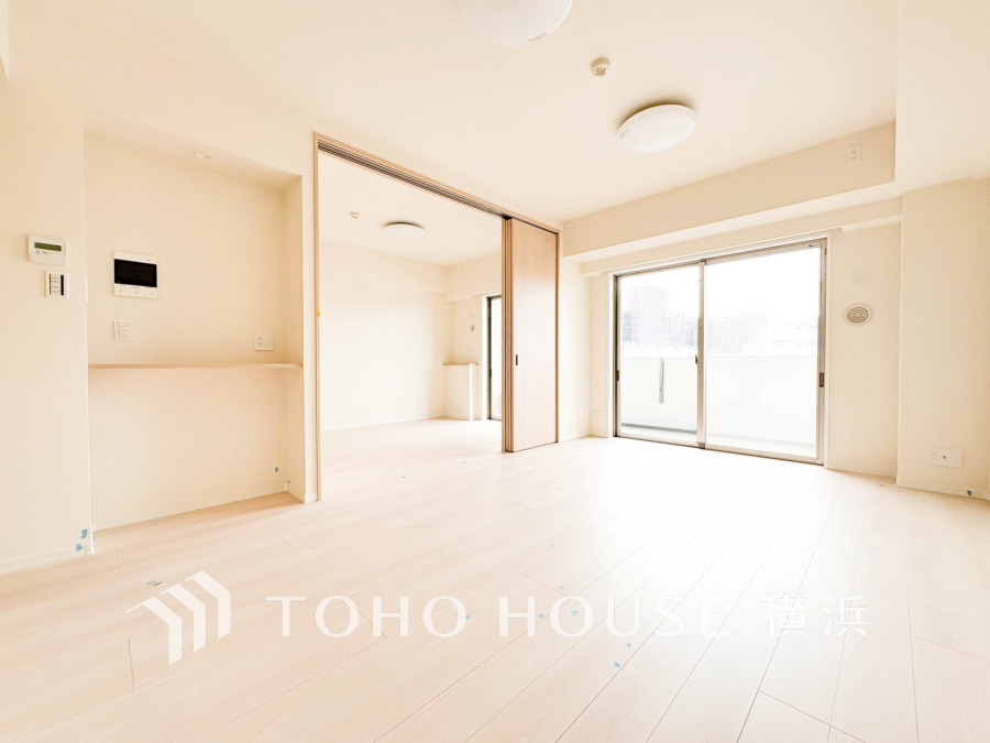 ご家族やお友達との時間など、多くの時を刻む空間。何気なく過ぎる時でさえも上質なひと時となる快適な空間を目指して。