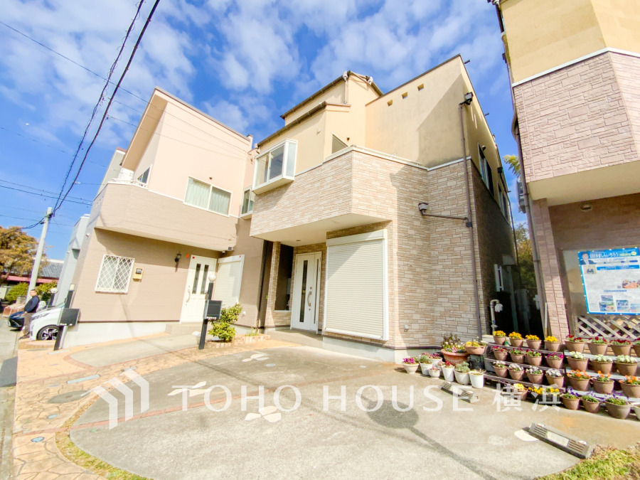 時間のゆとりと空間、爽やかな陽光がもたらす光と風を贅沢なまでに感じる暮らしが始まります。