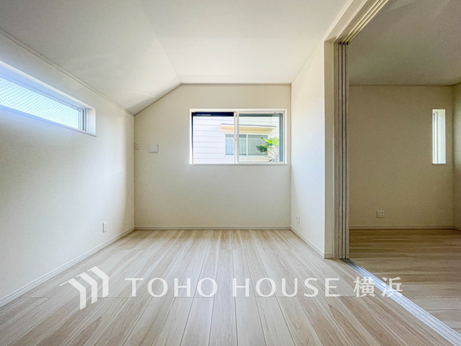 穏やかな寛ぎを届ける上質仕様のゆとりあるお部屋。自分時間を充実させながら心豊かにできるプライベート空間。