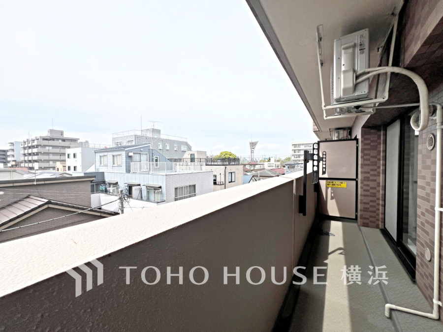 開放感のある眺望と抜ける風の気持ちよさは、都市の喧騒を忘れる時間に。
