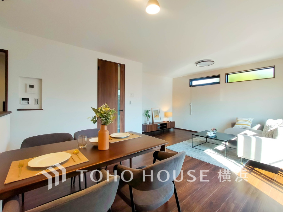 上質な時間を育む暮らしのメインステージ。寛ぎとコミュニケーションを育む居心地のよい場所。