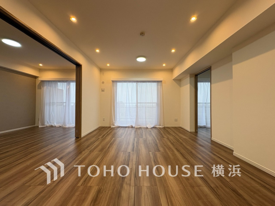 家族と過ごす時間を大切にしたい方にぴったりの明るくゆとりある住空間です。