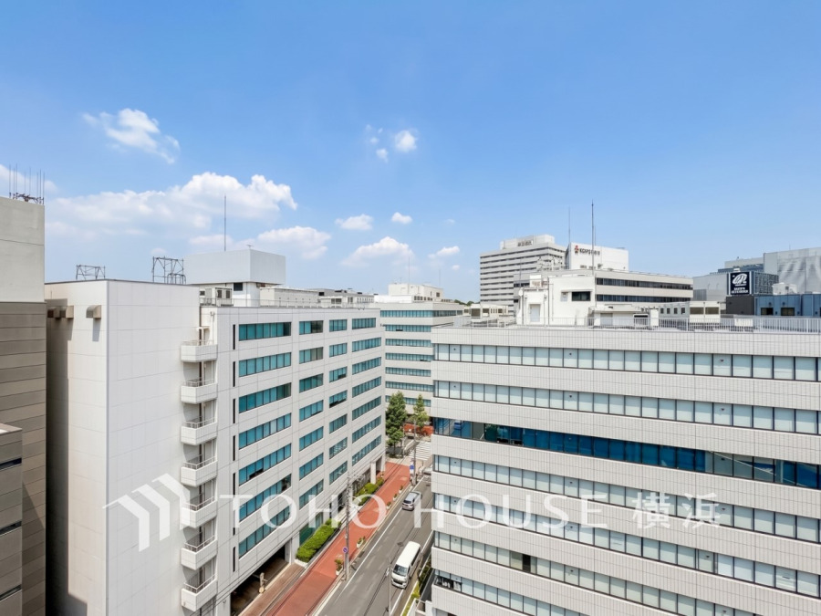開放的で気持ちの良い眺望と青い空を満喫できます。