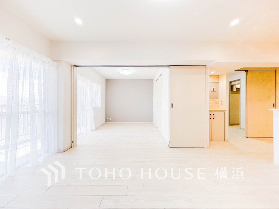 家族と過ごす時間を大切にしたい方にぴったりの明るくゆとりある住空間です。