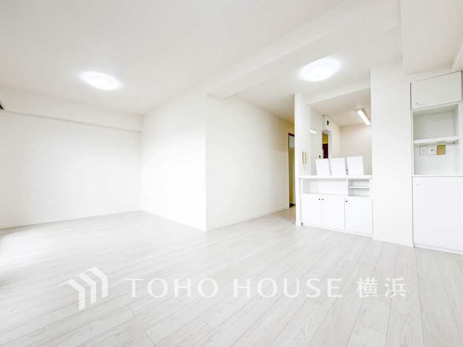 和やかで洗練された空間の演出。寛ぎとコミュニケーションを育む居心地のよい場所。