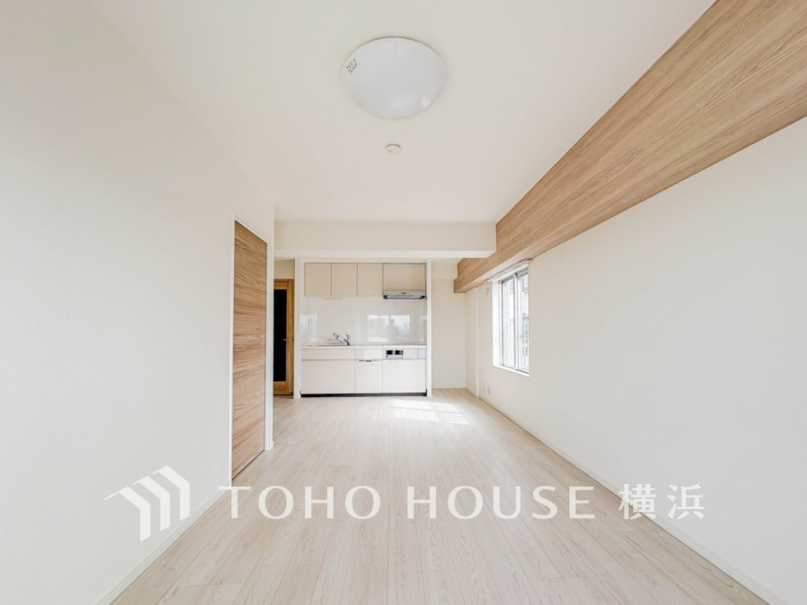 和やかで洗練された空間の演出。寛ぎとコミュニケーションを育む居心地のよい場所。