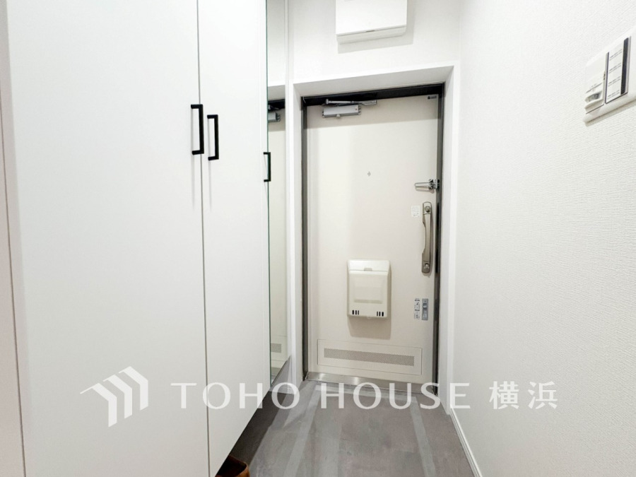 やすらぎに満ちた生活空間を予感させる玄関。