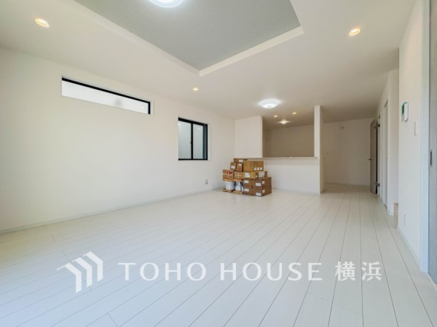 ご家族やお客様との時間など、多くの時を刻む空間。何気なく過ぎる時でさえも上質なひと時となる快適な空間を目指して。