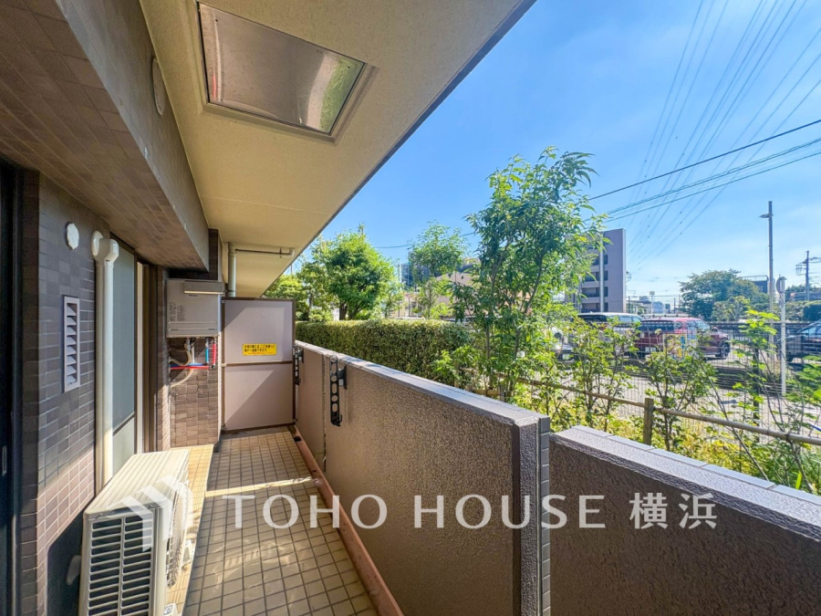 お部屋にも爽やかな風と暖かく柔らかな日差しが差し込み、毎日の暮らしを豊かに彩ります。