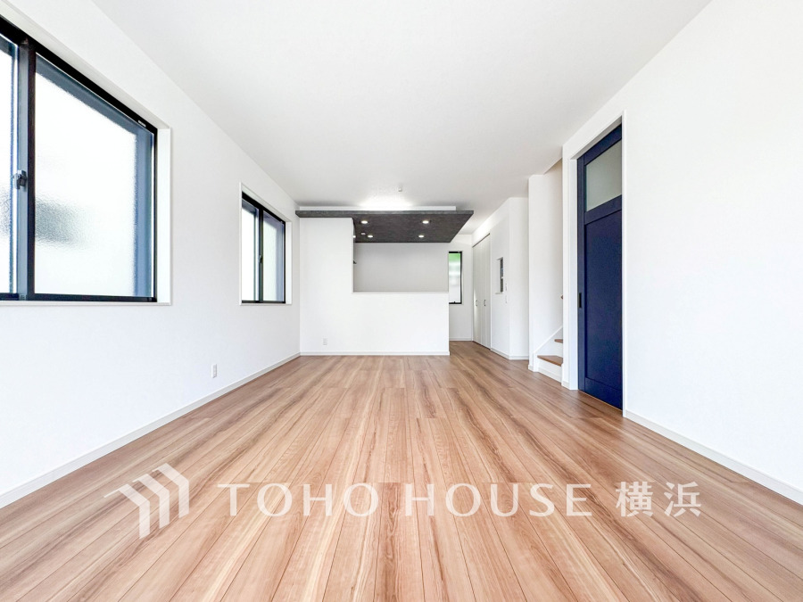 一日の中で多くの時間を過ごすことになる住まいだからこそ、いつも穏やかな空間であるように心掛けています。構成する建材などへの配慮が、住まう方の健康を守ります。