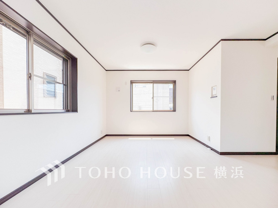 一日の中で多くの時間を過ごすことになる住まいだからこそ、いつも穏やかな空間であるように心掛けています。構成する建材などへの配慮が、住まう方の健康を守ります。