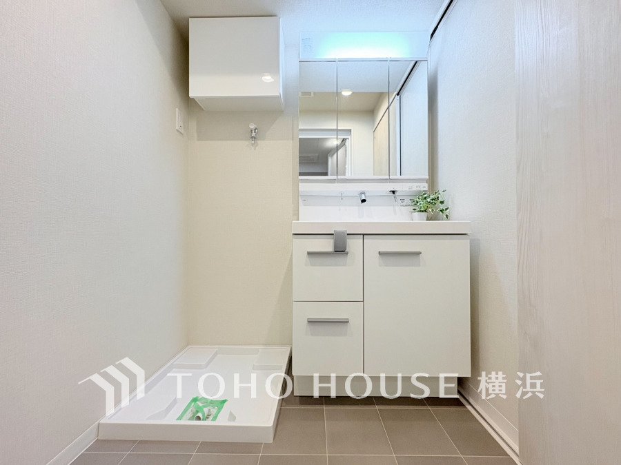 多彩な機能が備えられたパウダールーム。心地よいリフレッシュ空間です