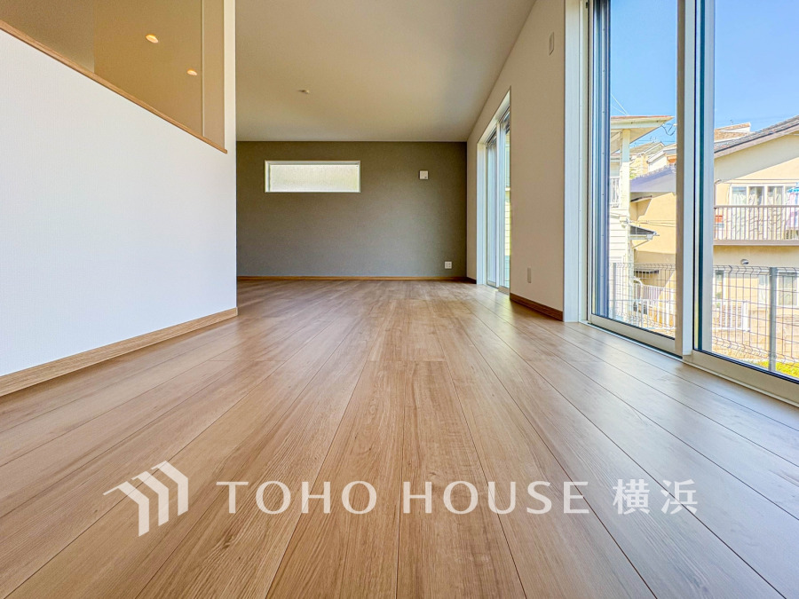 一日の中で多くの時間を過ごすことになる住まいだからこそ、いつも穏やかな空間であるように心掛けています。構成する建材などへの配慮が、住まう方の健康を守ります。