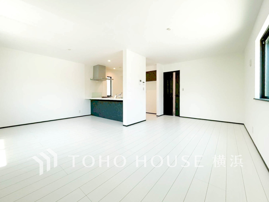一日の中で多くの時間を過ごすことになる住まいだからこそ、いつも穏やかな空間であるように心掛けています。構成する建材などへの配慮が、住まう方の健康を守ります。