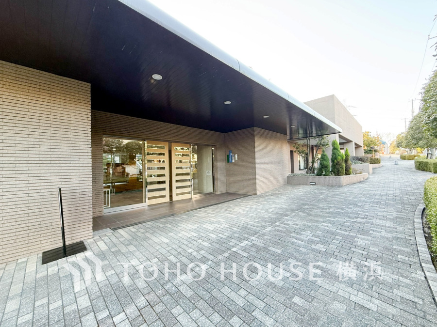 時間のゆとりと空間、爽やかな陽光がもたらす光と風を贅沢なまでに感じる暮らしが始まります。
