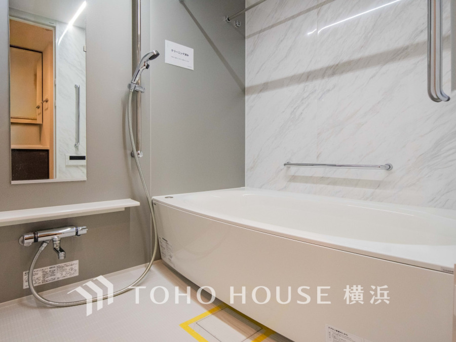 1日の疲れを取り心身を癒すことができる住まいの中のリラクゼーション空間、リラックスできるよう優しいカラーをチョイスしました。時を忘れるほどのんびりできる空間に