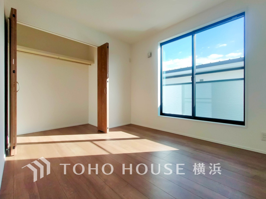 感性を育むプライベートルームはシンプルでスマートな空間。好みの空間で読書をしたり、音楽を聞いたりと一人の時間も充実したものにできます。