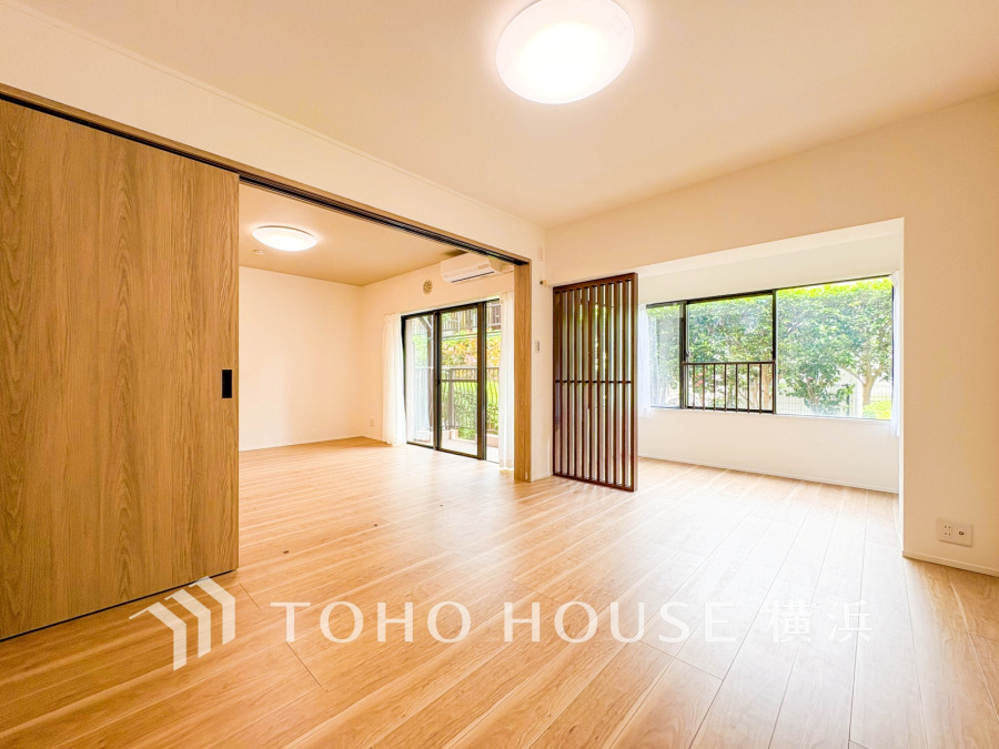 穏やかな寛ぎを届ける上質仕様のゆとりあるお部屋。自分時間を充実させながら心豊かにできるプライベート空間。