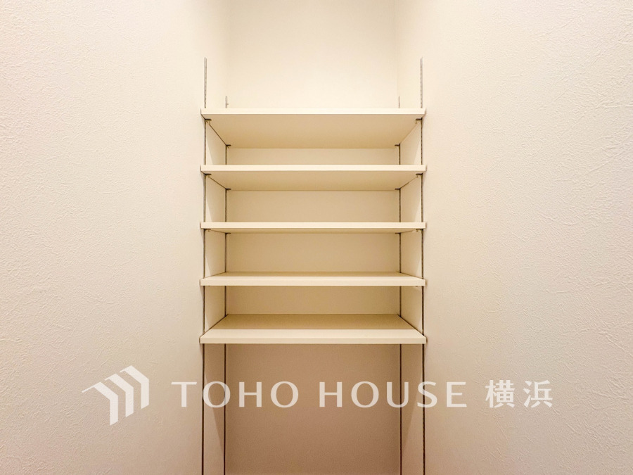 暮らし心地を大きく左右する収納を、適材適所に配置し使い勝手を考慮しました。空間を余すところなく有効利用した収納は生活空間をより上質なものにしてくれるでしょう。
