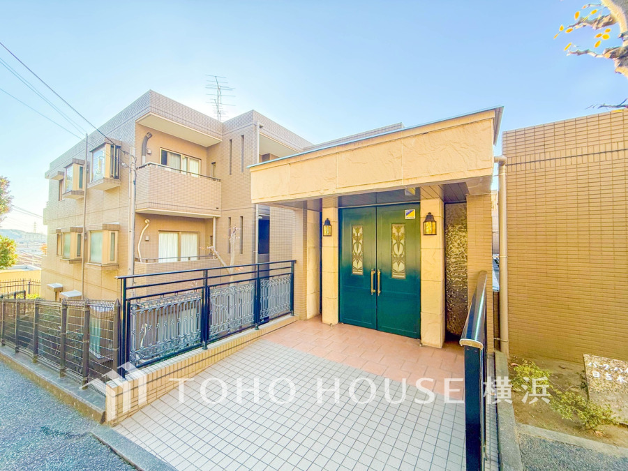 時間のゆとりと空間、爽やかな陽光がもたらす光と風を贅沢なまでに感じる暮らしが始まります。
