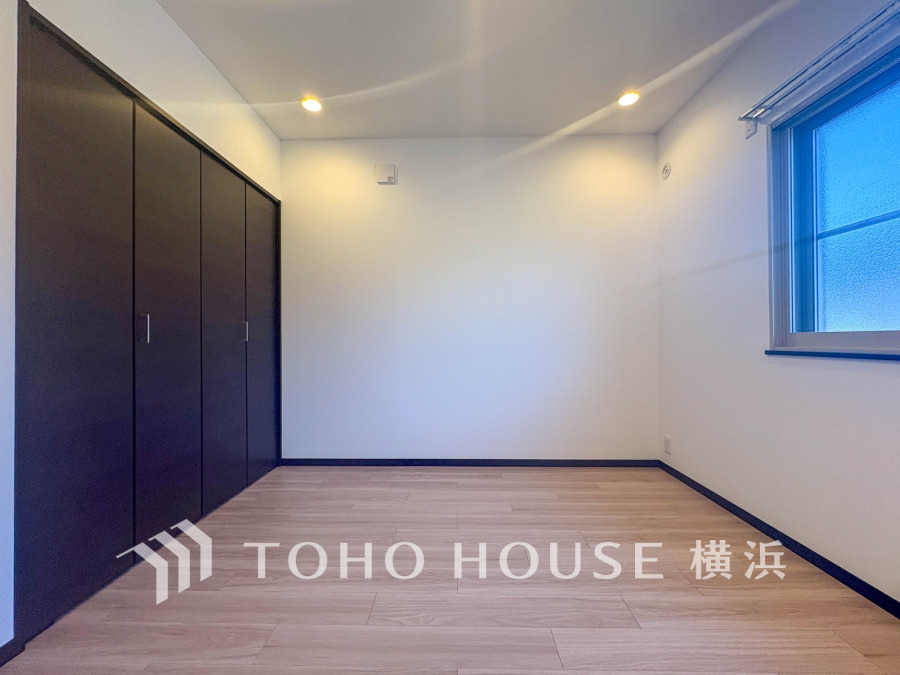 感性を育むプライベートルームはシンプルでスマートな空間。好みの空間で読書をしたり、音楽を聞いたりと一人の時間も充実したものにできます。