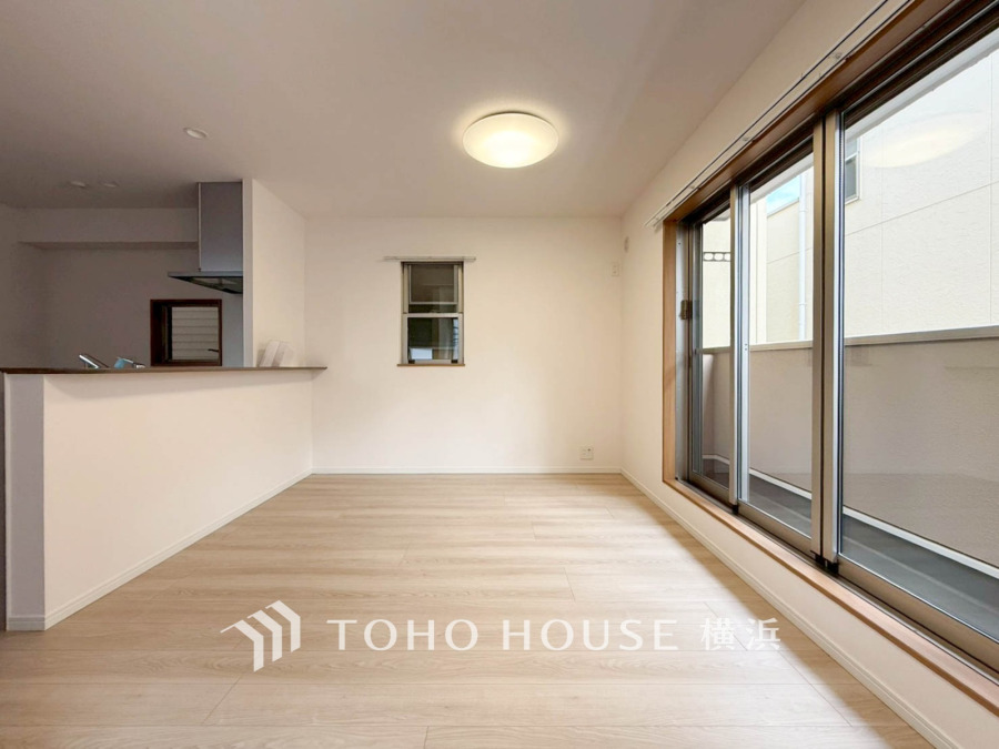 LDKは明るい空間。家族やお客様との時間など、多くの時を刻む空間。何気なく過ぎる時でさえも上質なひと時となる快適な空間を目指して