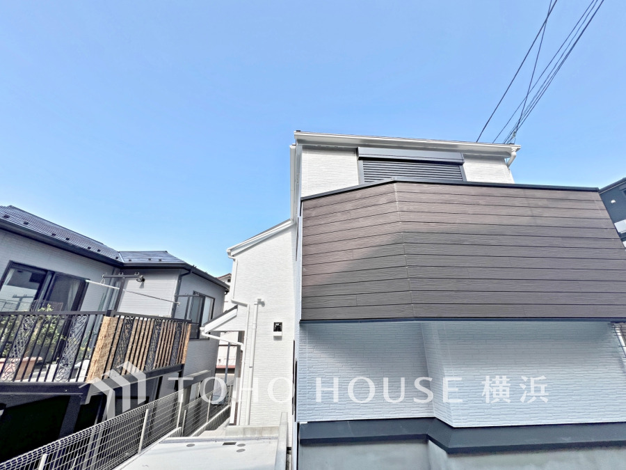 時間のゆとりと空間、爽やかな陽光がもたらす光と風を贅沢なまでに感じる暮らしが始まります。