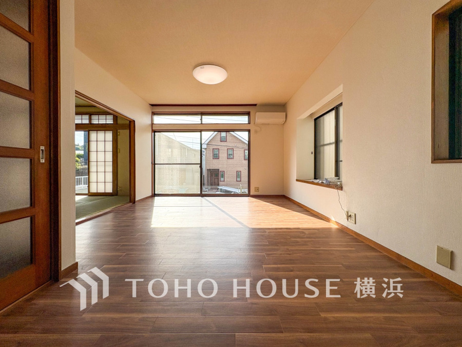 一日の中で多くの時間を過ごすことになる住まいだからこそ、いつも穏やかな空間であるように心掛けています。構成する建材などへの配慮が、住まう方の健康を守ります。