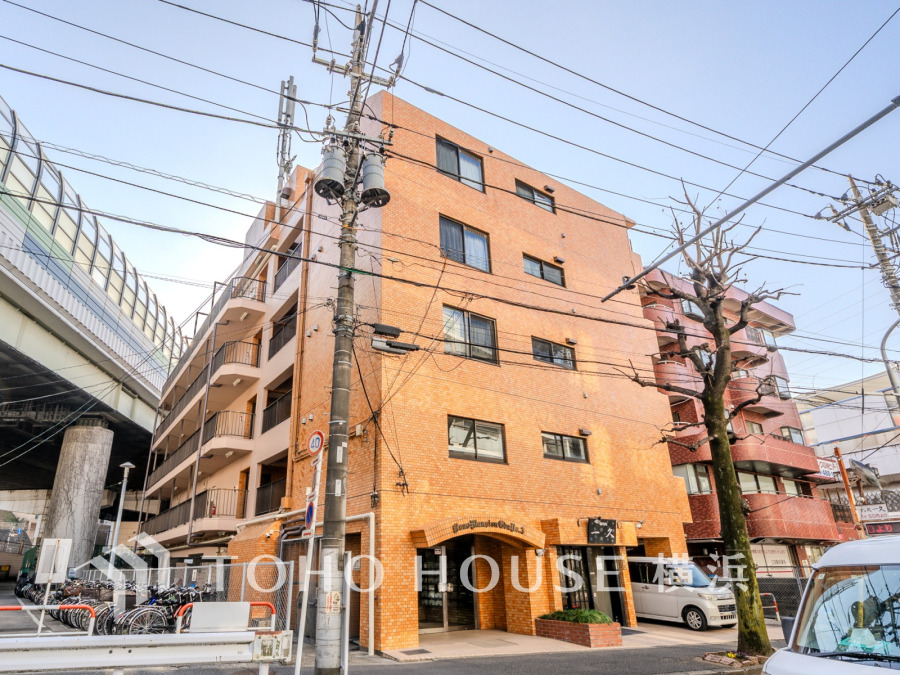 流行に左右されず、将来に渡って価値が継続する「上質」な佇まい。お洒落な雰囲気や自然の潤い、親しみやすさといった個性を、街に新たな価値をもたらし続ける。