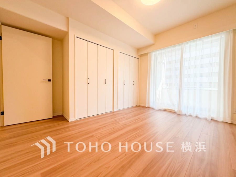 家族一人ひとりの大切なプライベート空間。趣味・感性で自由に演出できるよう、シンプルに仕上げた空間。暮らし心地を大きく左右する収納を、適材適所に配置し、使い勝手にも考慮しました。