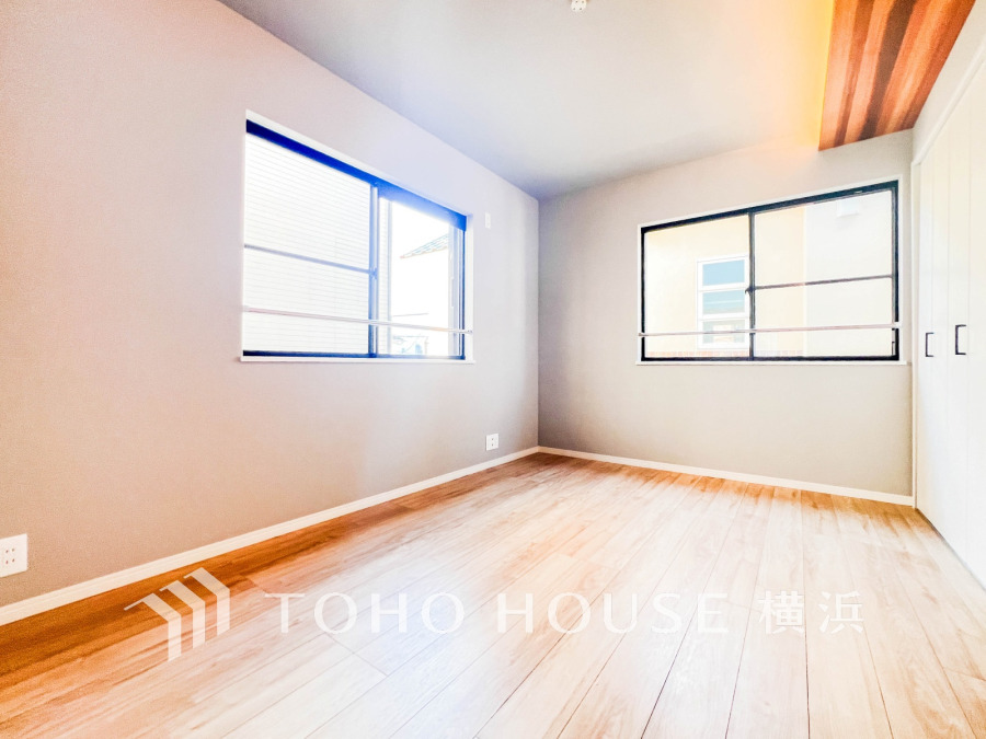 ご家族やお友達との時間など、多くの時を刻む空間。何気なく過ぎる時でさえも上質なひと時となる快適な空間を目指して。