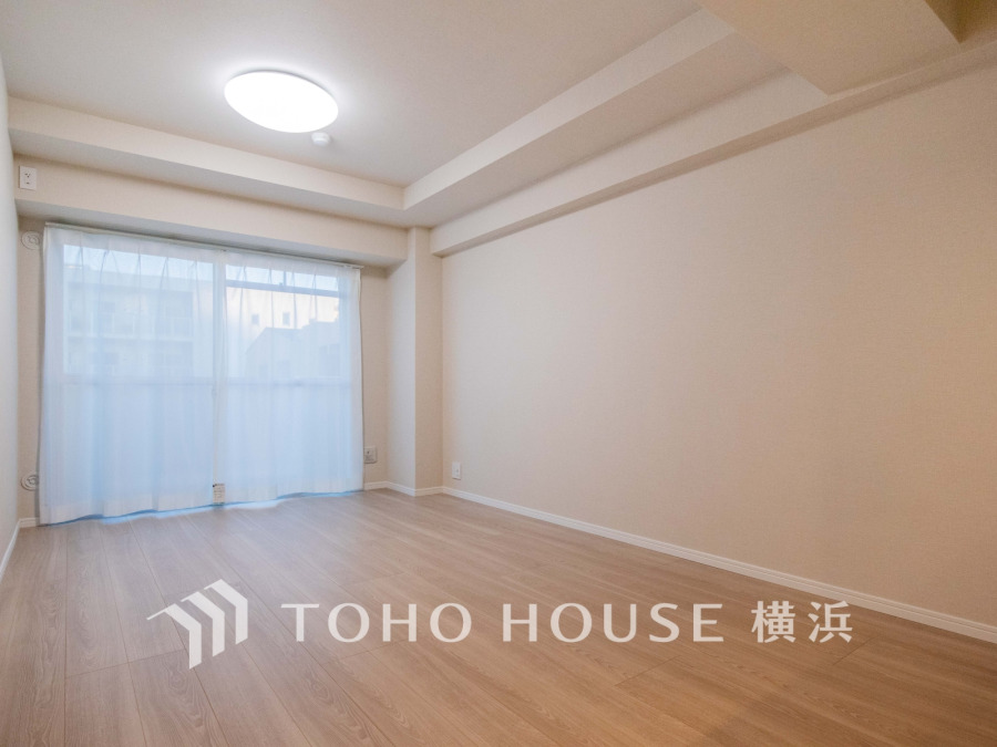 たくさんの想いが美しいカタチに彩られた時、そこにはひと時のくつろぎが生まれ、ゆっくりと愛着が育まれていきます。