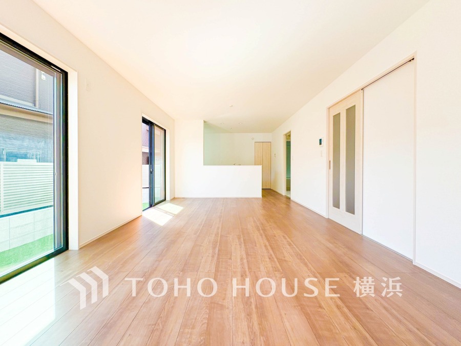 ご家族やお客様との時間など、多くの時を刻む空間。何気なく過ぎる時でさえも上質なひと時となる快適な空間を目指して。