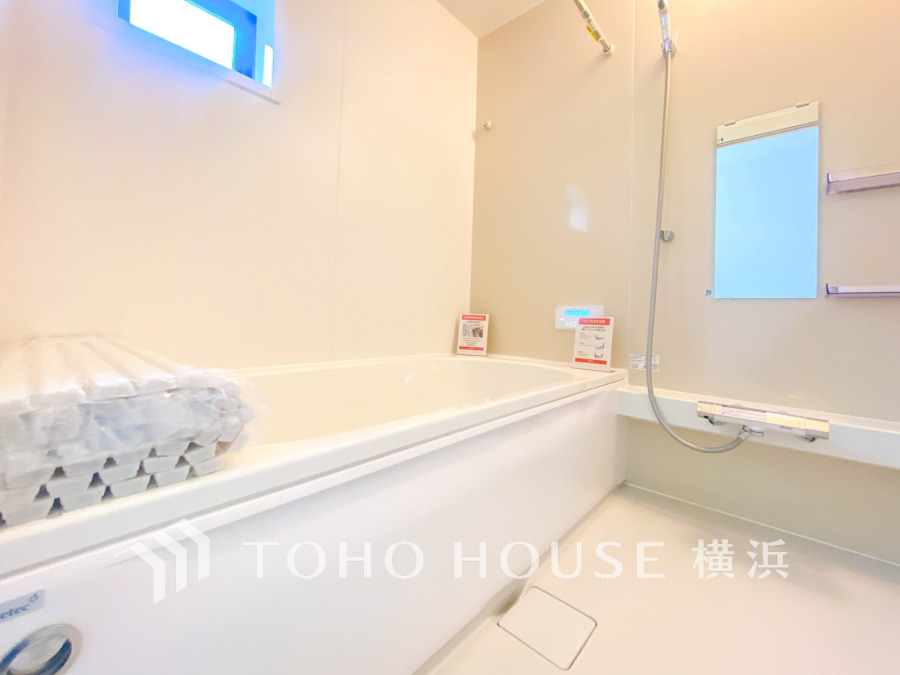 1日の疲れを取り心身を癒すことができる住まいの中のリラクゼーション空間、バスルーム。心からゆったりと寛いでいただけるよう、ゆとりのスペースを確保してます。