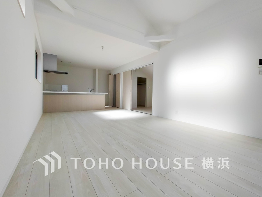 上質な時間を育む暮らしのメインステージ。寛ぎとコミュニケーションを育む居心地のよい場所。