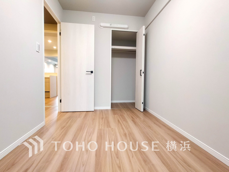 家族一人ひとりの大切なプライベート空間。趣味・感性で個性的に飾って頂けるようシンプルに仕上げてあります。自分時間を充実させながら心豊かなひとときを過ごすための大切な空間。