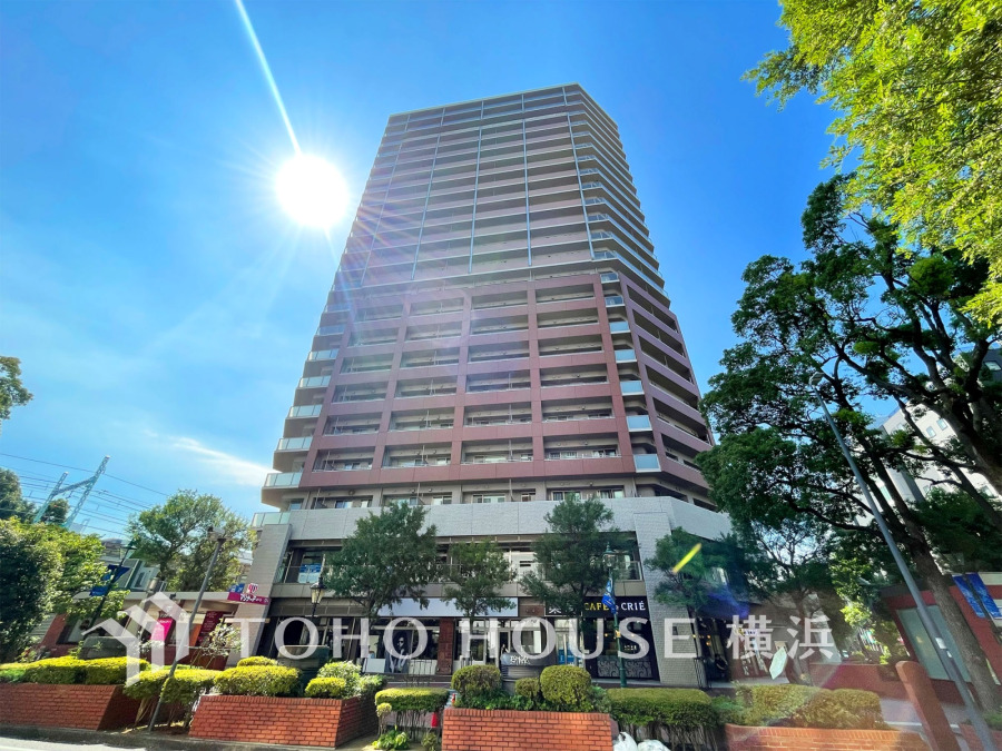 関内駅徒歩1分、都市の中心エリア・暮らしのほぼ全てを身近に備え、フットワークの軽やかな暮らしを実現。