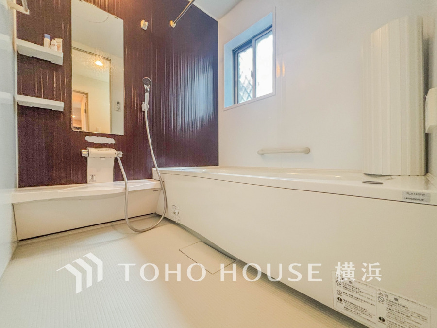 1日の疲れを取り心身を癒すことができる住まいの中のリラクゼーション空間、リラックスできるよう優しいカラーをチョイスしました。時を忘れるほどのんびりできる空間に。