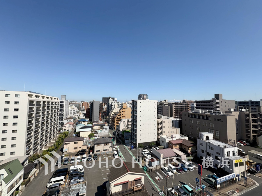 この開放感ある眺望と共に閑静な住宅街の季節感を演出する四季折々の変化を楽しめる心地よい場所となることでしょう。