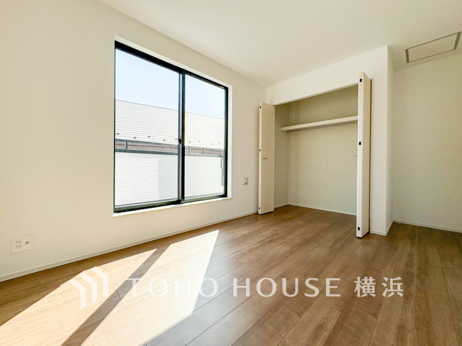 感性を育むプライベートルームはシンプルでスマートな空間。好みの空間で読書をしたり、音楽を聞いたりと一人の時間も充実したものにできます。